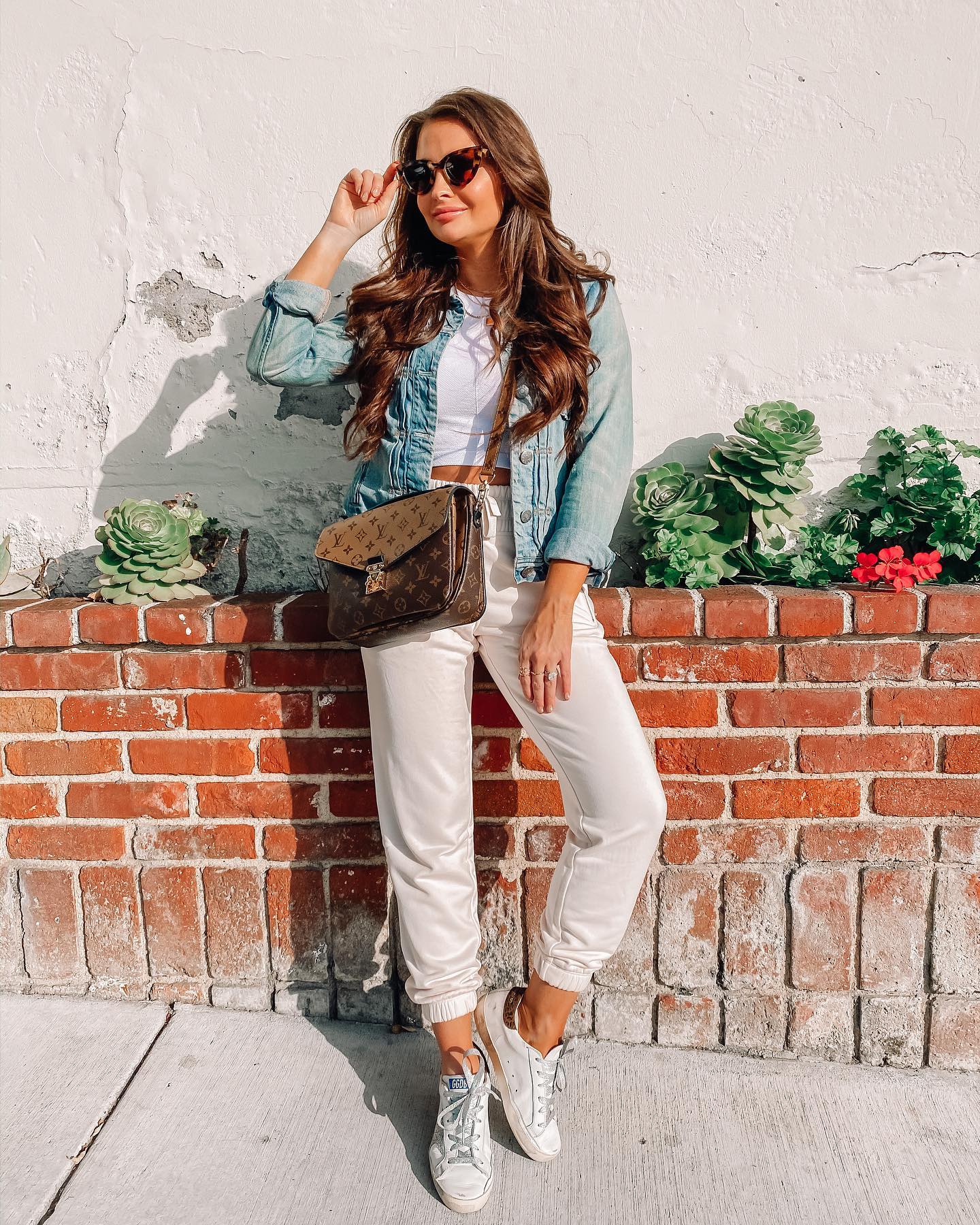 Discovering Your Petite Match: Joggers & Learn how to Fashion Them Like a Professional